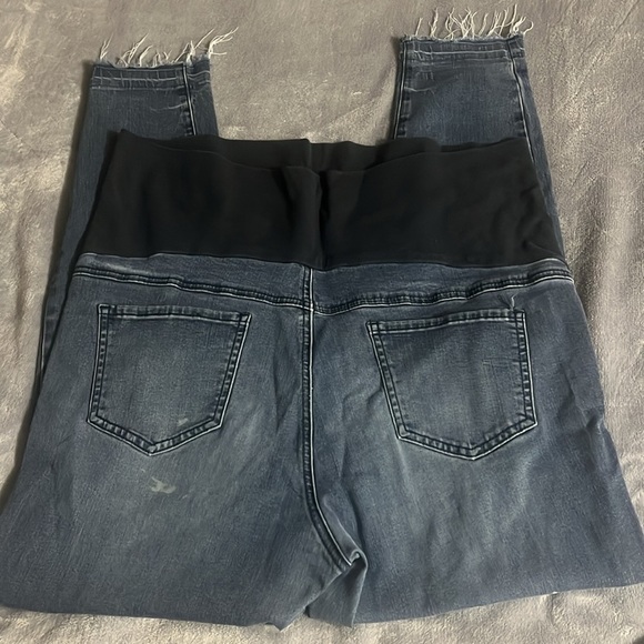 Thyme Slim Fit Maternity Jeans XL - Picture 5 of 6